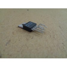 LM4752T